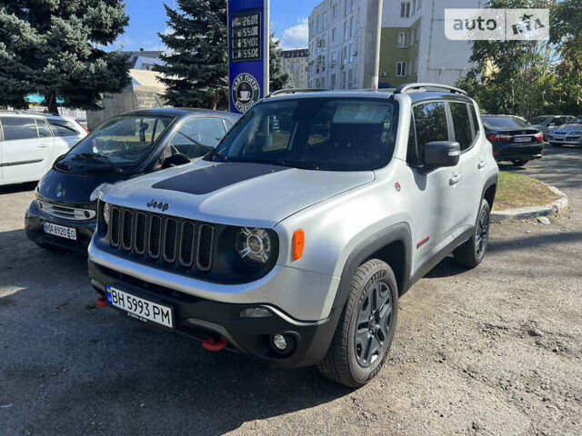 Сірий Джип Ренегат, об'ємом двигуна 2.36 л та пробігом 115 тис. км за 15700 $, фото 1 на Automoto.ua