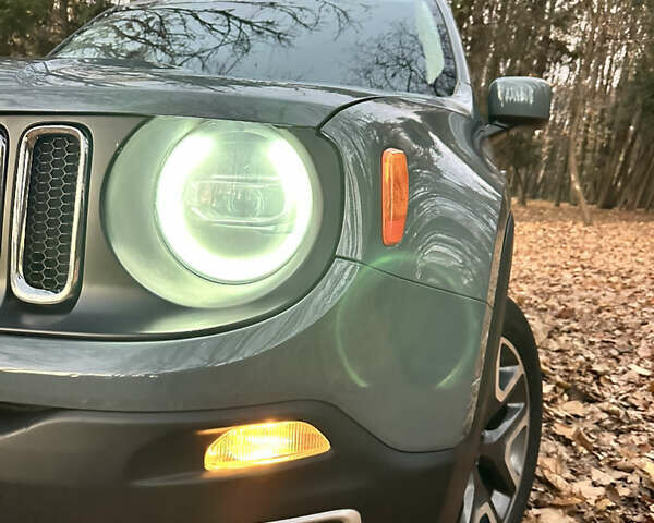 Синий Джип Ренегат, объемом двигателя 2.36 л и пробегом 110 тыс. км за 14000 $, фото 1 на Automoto.ua