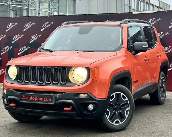 Оранжевый Джип Ренегат, объемом двигателя 2.36 л и пробегом 292 тыс. км за 10800 $, фото 1 на Automoto.ua
