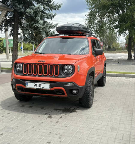 Оранжевый Джип Ренегат, объемом двигателя 2.36 л и пробегом 83 тыс. км за 15800 $, фото 1 на Automoto.ua