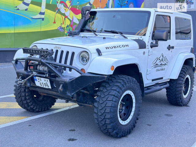 Білий Джип Wrangler, об'ємом двигуна 3.6 л та пробігом 167 тис. км за 28000 $, фото 1 на Automoto.ua
