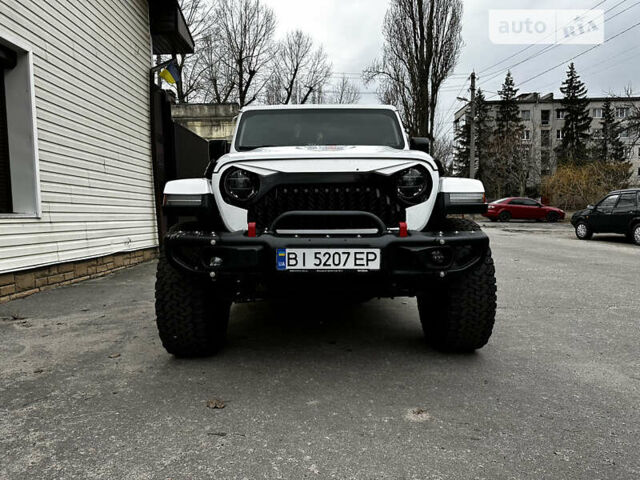 Білий Джип Wrangler, об'ємом двигуна 2 л та пробігом 115 тис. км за 34500 $, фото 1 на Automoto.ua