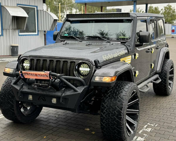 Чорний Джип Wrangler, об'ємом двигуна 2 л та пробігом 82 тис. км за 34000 $, фото 1 на Automoto.ua