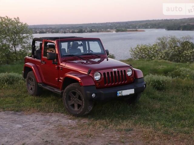 Гранатовий Джип Wrangler, об'ємом двигуна 2.8 л та пробігом 92 тис. км за 28888 $, фото 1 на Automoto.ua