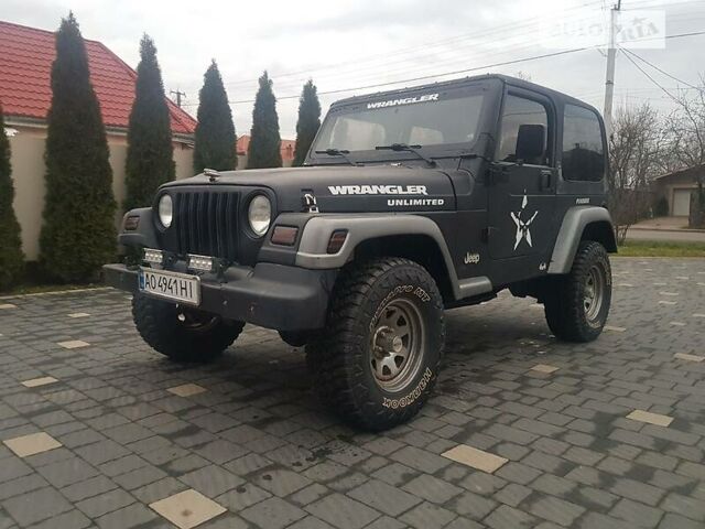 Джип Wrangler, об'ємом двигуна 4 л та пробігом 227 тис. км за 10500 $, фото 1 на Automoto.ua