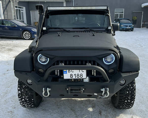 Джип Wrangler, об'ємом двигуна 3.6 л та пробігом 88 тис. км за 30000 $, фото 1 на Automoto.ua