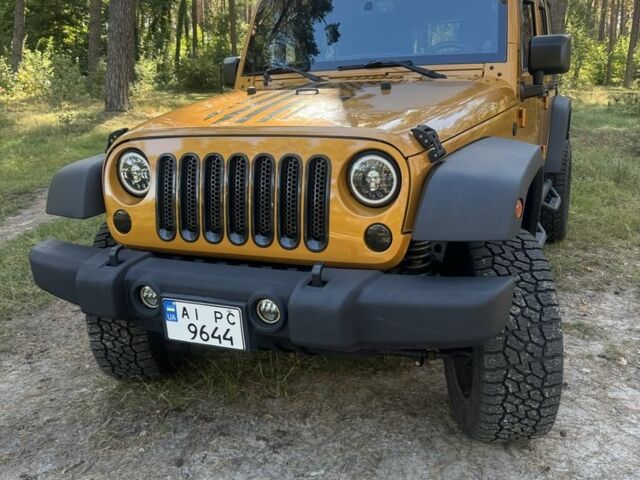 Жовтий Джип Wrangler, об'ємом двигуна 3.6 л та пробігом 157 тис. км за 23000 $, фото 1 на Automoto.ua