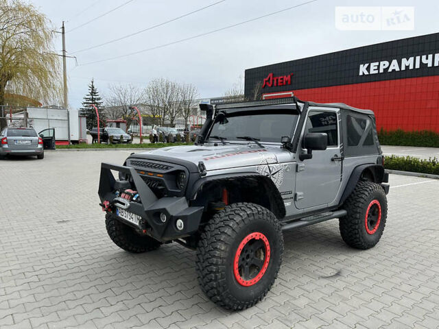 Сірий Джип Wrangler, об'ємом двигуна 3.6 л та пробігом 116 тис. км за 24500 $, фото 1 на Automoto.ua