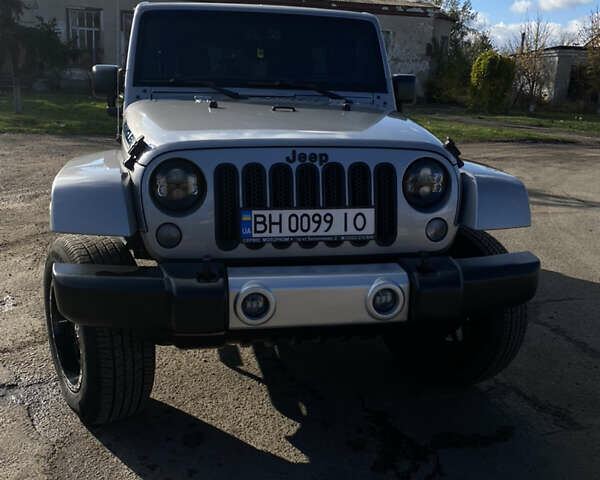 Сірий Джип Wrangler, об'ємом двигуна 3.6 л та пробігом 136 тис. км за 26777 $, фото 1 на Automoto.ua