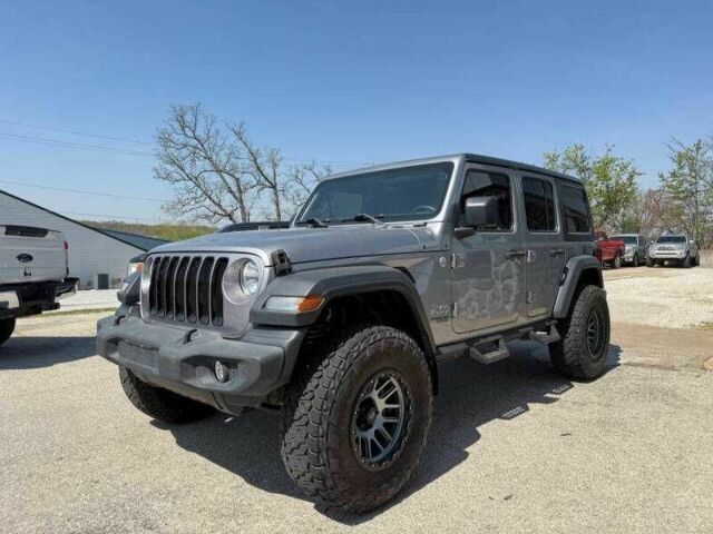 Сірий Джип Wrangler, об'ємом двигуна 3.6 л та пробігом 189 тис. км за 8500 $, фото 1 на Automoto.ua