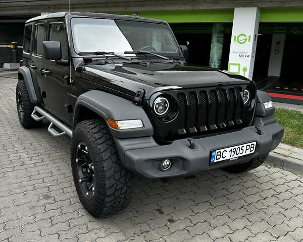 Сірий Джип Wrangler, об'ємом двигуна 2 л та пробігом 27 тис. км за 30000 $, фото 1 на Automoto.ua