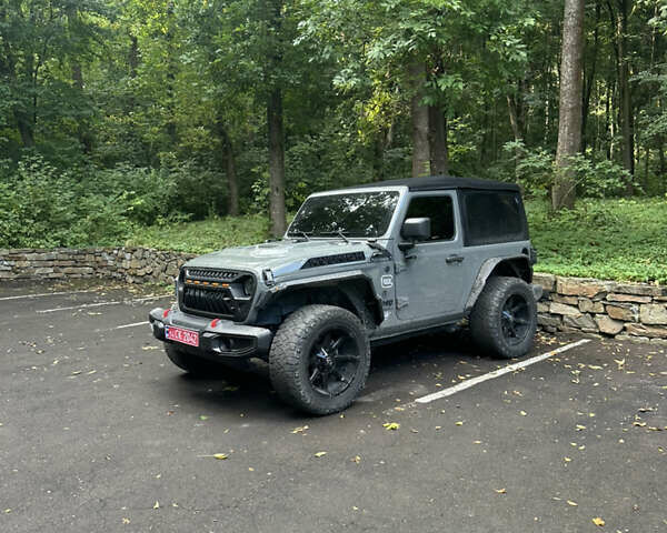 Серый Джип Вранглер, объемом двигателя 2 л и пробегом 78 тыс. км за 30000 $, фото 1 на Automoto.ua