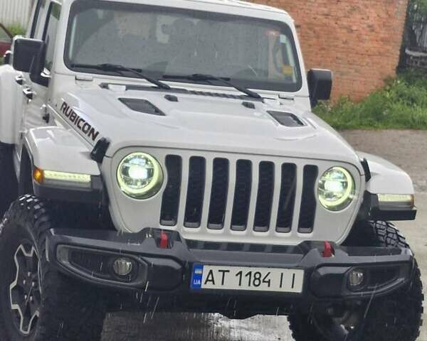 Белый Джип Gladiator, объемом двигателя 3.61 л и пробегом 90 тыс. км за 53000 $, фото 1 на Automoto.ua