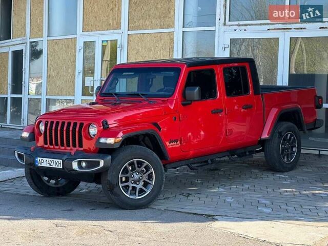 Червоний Джип Gladiator, об'ємом двигуна 3.6 л та пробігом 107 тис. км за 29500 $, фото 1 на Automoto.ua