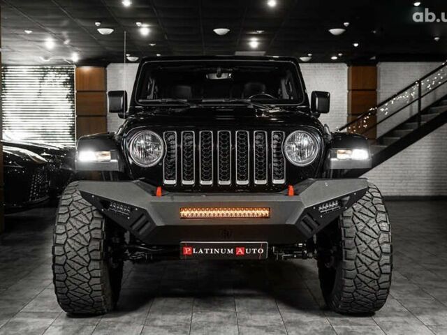 Джип Gladiator, объемом двигателя 3.6 л и пробегом 33 тыс. км за 36900 $, фото 1 на Automoto.ua