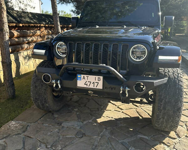 Джип Gladiator, объемом двигателя 3.6 л и пробегом 110 тыс. км за 55000 $, фото 1 на Automoto.ua