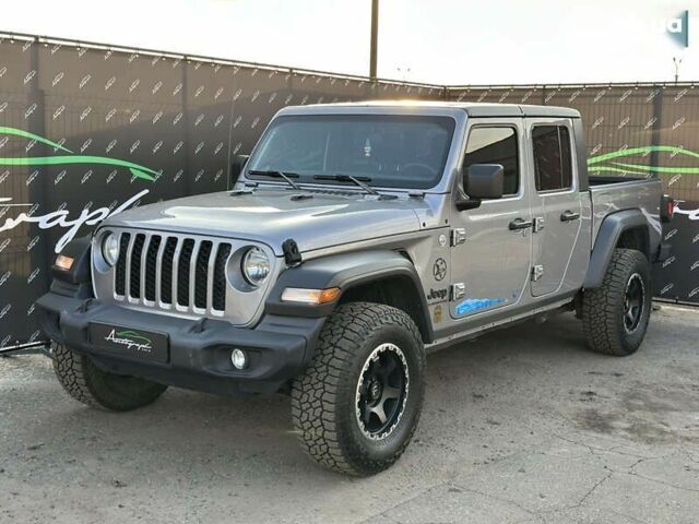 Джип Gladiator, объемом двигателя 3.6 л и пробегом 92 тыс. км за 37000 $, фото 1 на Automoto.ua