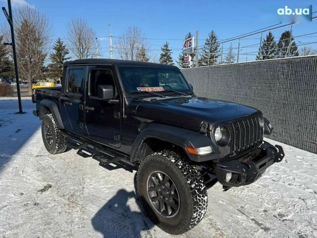 Джип Gladiator, объемом двигателя 3.6 л и пробегом 71 тыс. км за 39000 $, фото 1 на Automoto.ua