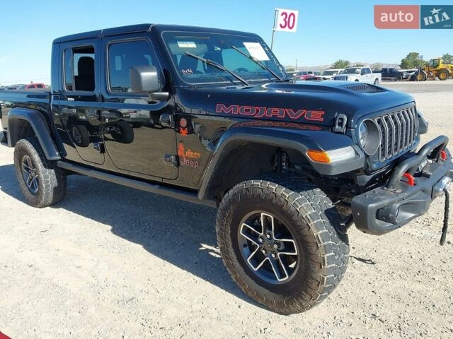 Джип Gladiator, объемом двигателя 3.6 л и пробегом 39 тыс. км за 27000 $, фото 1 на Automoto.ua