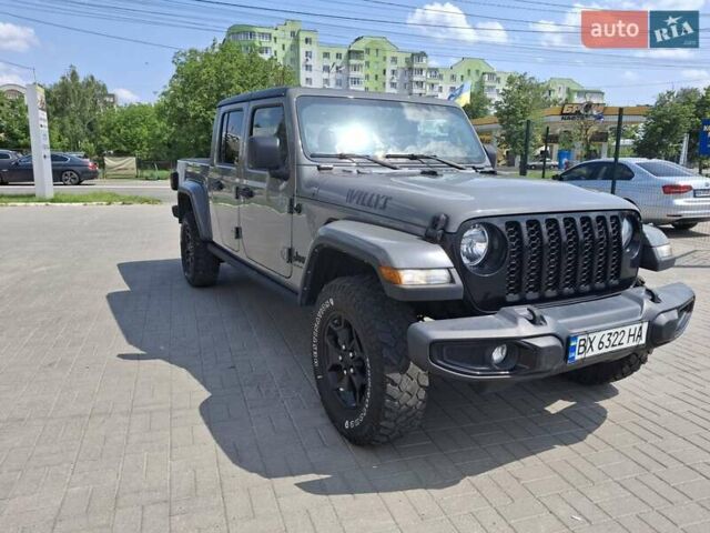 Сірий Джип Gladiator, об'ємом двигуна 3.6 л та пробігом 70 тис. км за 36500 $, фото 1 на Automoto.ua