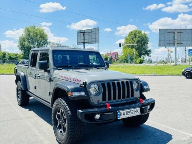 Серый Джип Gladiator, объемом двигателя 3.6 л и пробегом 24 тыс. км за 48000 $, фото 1 на Automoto.ua