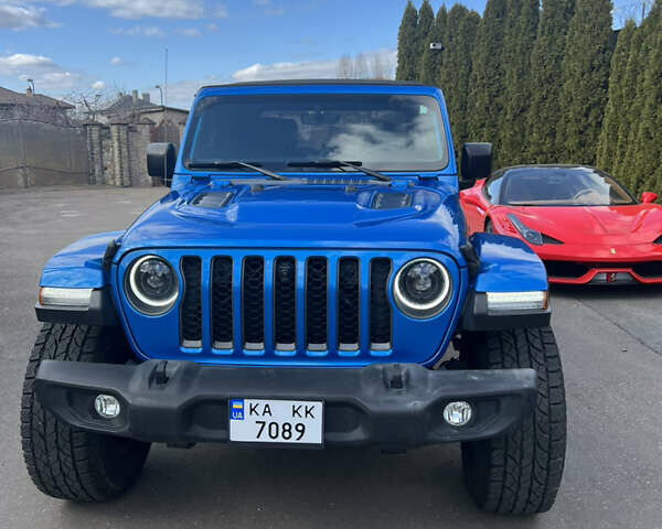 Синій Джип Gladiator, об'ємом двигуна 3.6 л та пробігом 54 тис. км за 48900 $, фото 1 на Automoto.ua