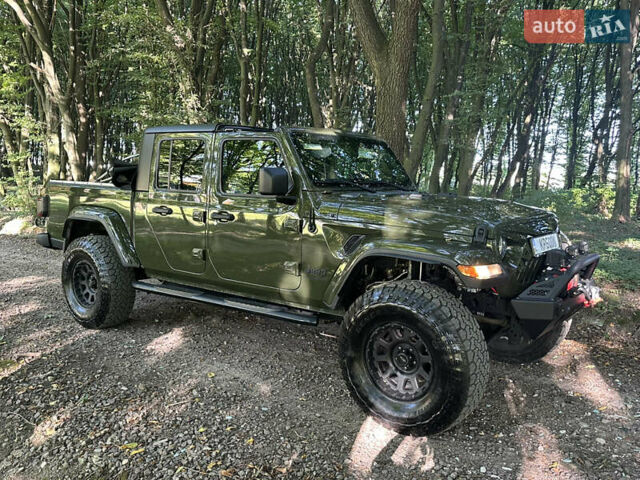 Зеленый Джип Gladiator, объемом двигателя 2.99 л и пробегом 63 тыс. км за 53000 $, фото 1 на Automoto.ua