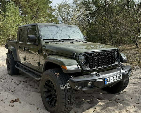 Зелений Джип Gladiator, об'ємом двигуна 3.6 л та пробігом 11 тис. км за 57500 $, фото 1 на Automoto.ua