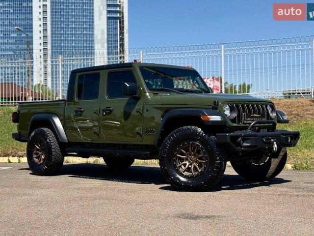 Зелений Джип Gladiator, об'ємом двигуна 3.6 л та пробігом 47 тис. км за 55990 $, фото 1 на Automoto.ua