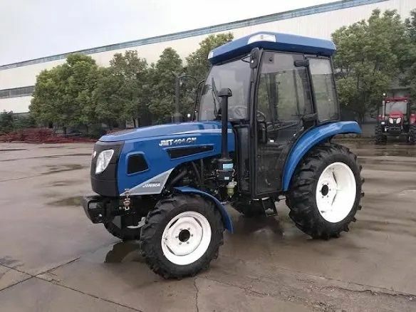 Джинма Другая, объемом двигателя 2.54 л и пробегом 1 тыс. км за 8100 $, фото 1 на Automoto.ua