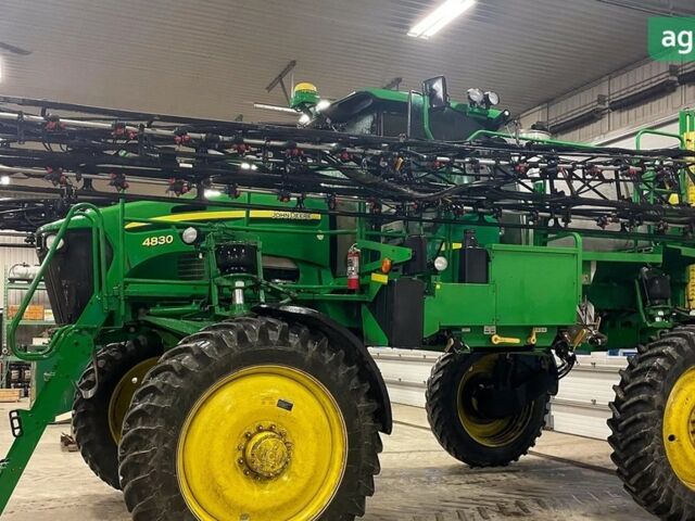 Джон Дир 4830 2008 в Белой Церкве на Automoto.ua Джон Дир 4830, объемом двигателя 6.8 л и пробегом 0 тыс. км за 130000 $, фото 1 на Automoto.ua
