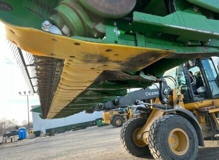 Зеленый Джон Дир 630F HydraFlex, объемом двигателя 0 л и пробегом 0 тыс. км за 25597 $, фото 1 на Automoto.ua