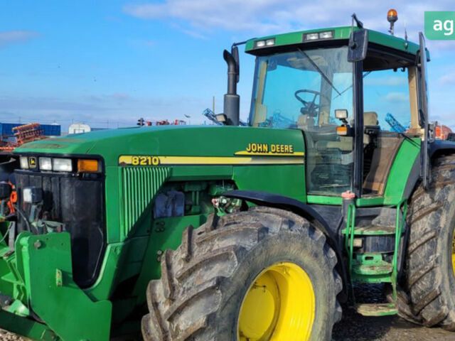 Джон Дір 8210, об'ємом двигуна 0 л та пробігом 0 тис. км за 51068 $, фото 1 на Automoto.ua