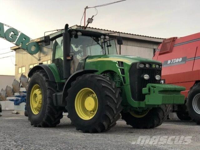 Зелений Джон Дір 8230, об'ємом двигуна 9 л та пробігом 10 тис. км за 116450 $, фото 1 на Automoto.ua