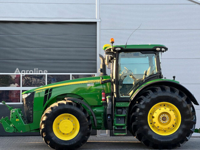 Зеленый Джон Дир 8400 R, объемом двигателя 0 л и пробегом 0 тыс. км за 235560 $, фото 1 на Automoto.ua