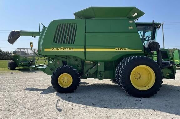 Джон Дир 9650 STS, объемом двигателя 0 л и пробегом 0 тыс. км за 80248 $, фото 1 на Automoto.ua
