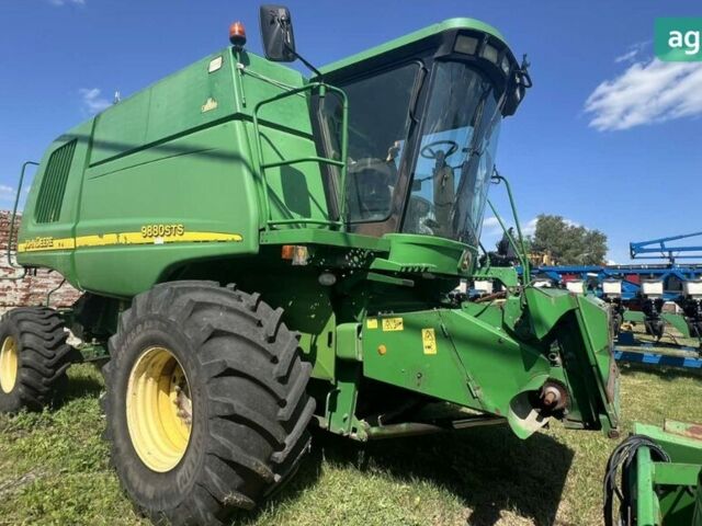 Джон Дир 9880 STS 2004 в Звенигородка на Automoto.ua Джон Дир 9880 STS, объемом двигателя 0 л и пробегом 0 тыс. км за 51191 $, фото 1 на Automoto.ua