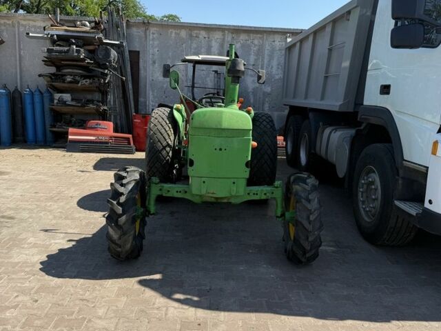 Джон Дир Другая, объемом двигателя 2.7 л и пробегом 4 тыс. км за 4500 $, фото 1 на Automoto.ua