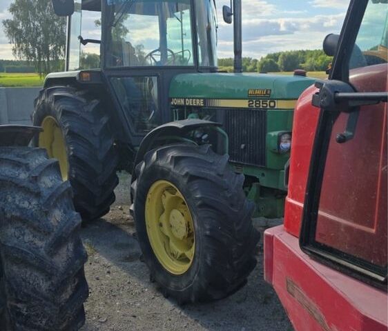 Джон Дір Другая, об'ємом двигуна 0.86 л та пробігом 700 тис. км за 17105 $, фото 1 на Automoto.ua