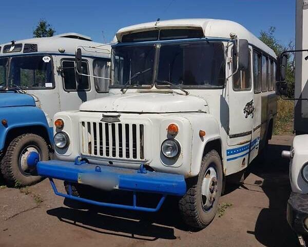 КАВЗ 685 1985 в Днепре (Днепропетровске) на Automoto.ua Белый КАВЗ 685, объемом двигателя 4.25 л и пробегом 93 тыс. км за 3000 $, фото 1 на Automoto.ua