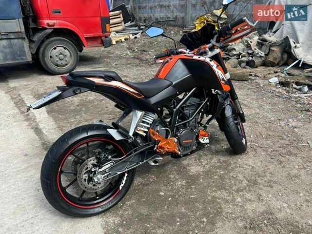 Желтый КТМ 200 Duke, объемом двигателя 0 л и пробегом 26 тыс. км за 2500 $, фото 1 на Automoto.ua
