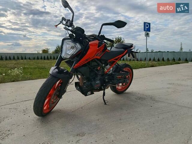 Оранжевый КТМ 200 Duke, объемом двигателя 0.2 л и пробегом 22 тыс. км за 3500 $, фото 1 на Automoto.ua