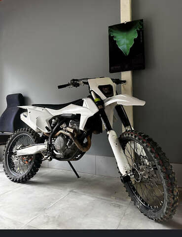 КТМ 250 SX-F, объемом двигателя 0 л и пробегом 170 тыс. км за 4300 $, фото 1 на Automoto.ua