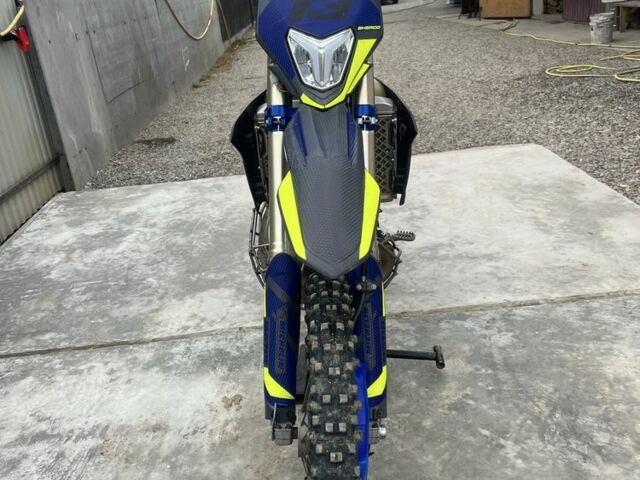 КТМ 300, об'ємом двигуна 0.3 л та пробігом 0 тис. км за 6100 $, фото 1 на Automoto.ua