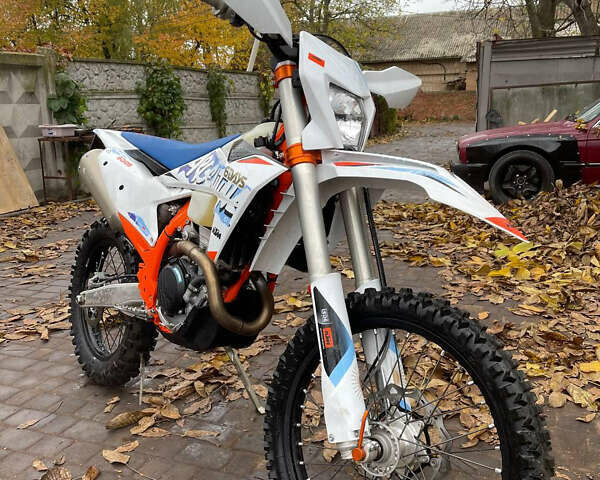КТМ 350 EXC-F 2023 у Вінниці на Automoto.ua КТМ 350 EXC-F, об'ємом двигуна 0 л та пробігом 1 тис. км за 14500 $, фото 1 на Automoto.ua