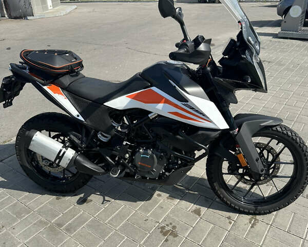 Білий КТМ 390 Adventure, об'ємом двигуна 0.37 л та пробігом 5 тис. км за 5500 $, фото 1 на Automoto.ua