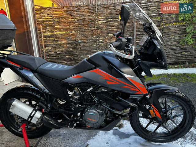 Чорний КТМ 390 Adventure, об'ємом двигуна 0.37 л та пробігом 21 тис. км за 5200 $, фото 1 на Automoto.ua