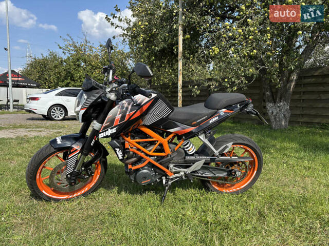 Черный КТМ 390 Duke, объемом двигателя 0.39 л и пробегом 29 тыс. км за 3600 $, фото 1 на Automoto.ua