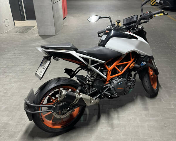 КТМ 390 Duke 2020 в Киеве на Automoto.ua КТМ 390 Duke, объемом двигателя 0.39 л и пробегом 13 тыс. км за 4200 $, фото 1 на Automoto.ua