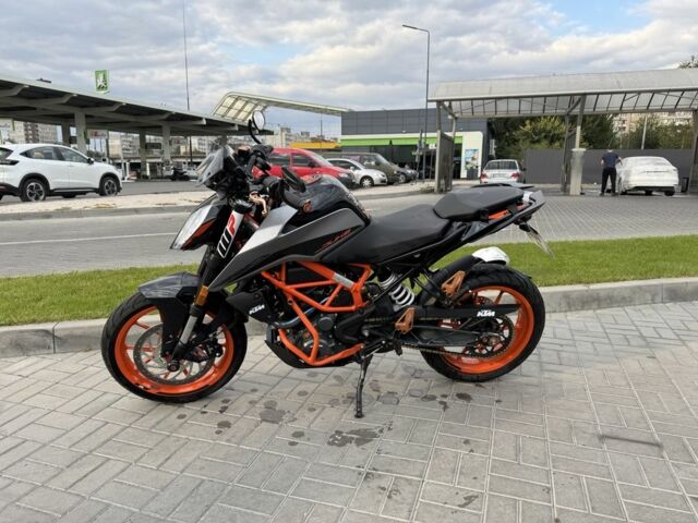 КТМ 390 Duke, объемом двигателя 0.37 л и пробегом 0 тыс. км за 5300 $, фото 1 на Automoto.ua